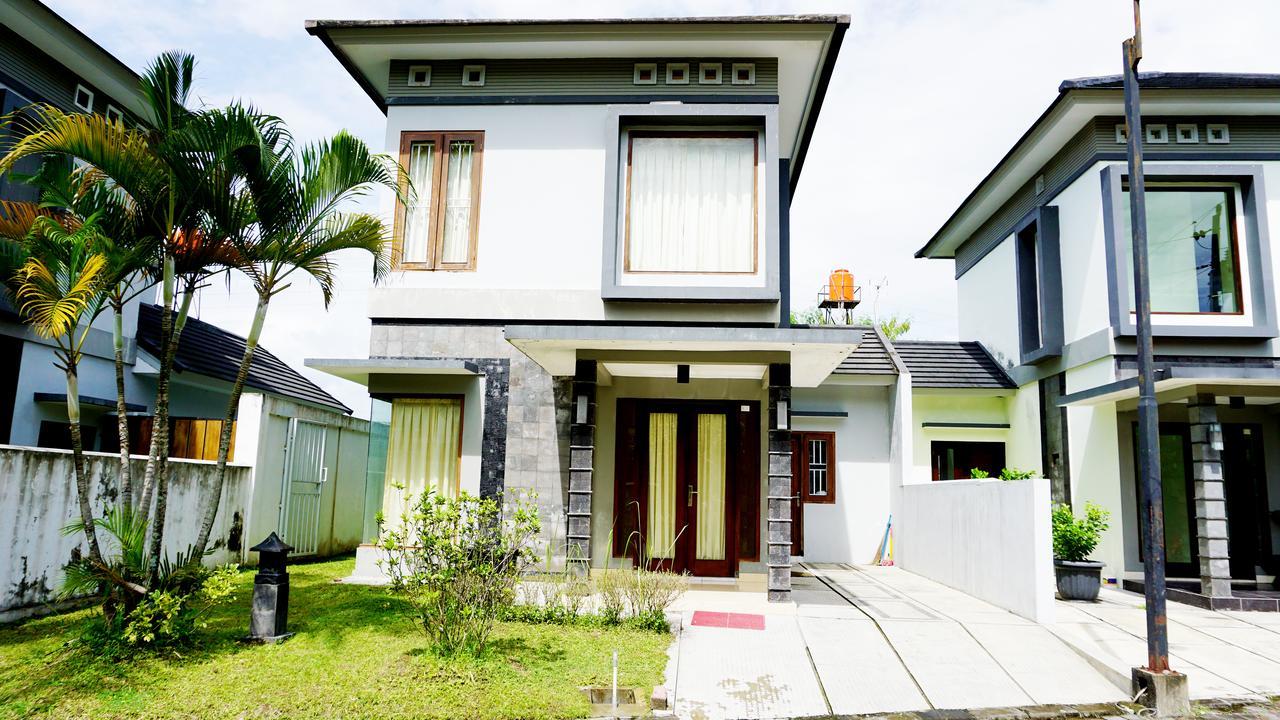 Budget Mansion Homestay Jogja Jogjacarta Exterior foto