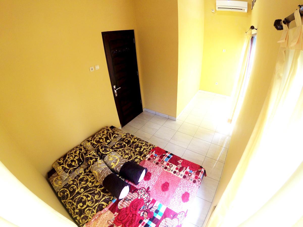 Budget Mansion Homestay Jogja Jogjacarta Exterior foto